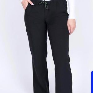 Meraki Sport Women’s Black Scrub Pants!